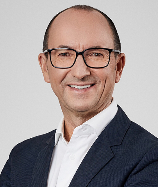 Derek S, COO